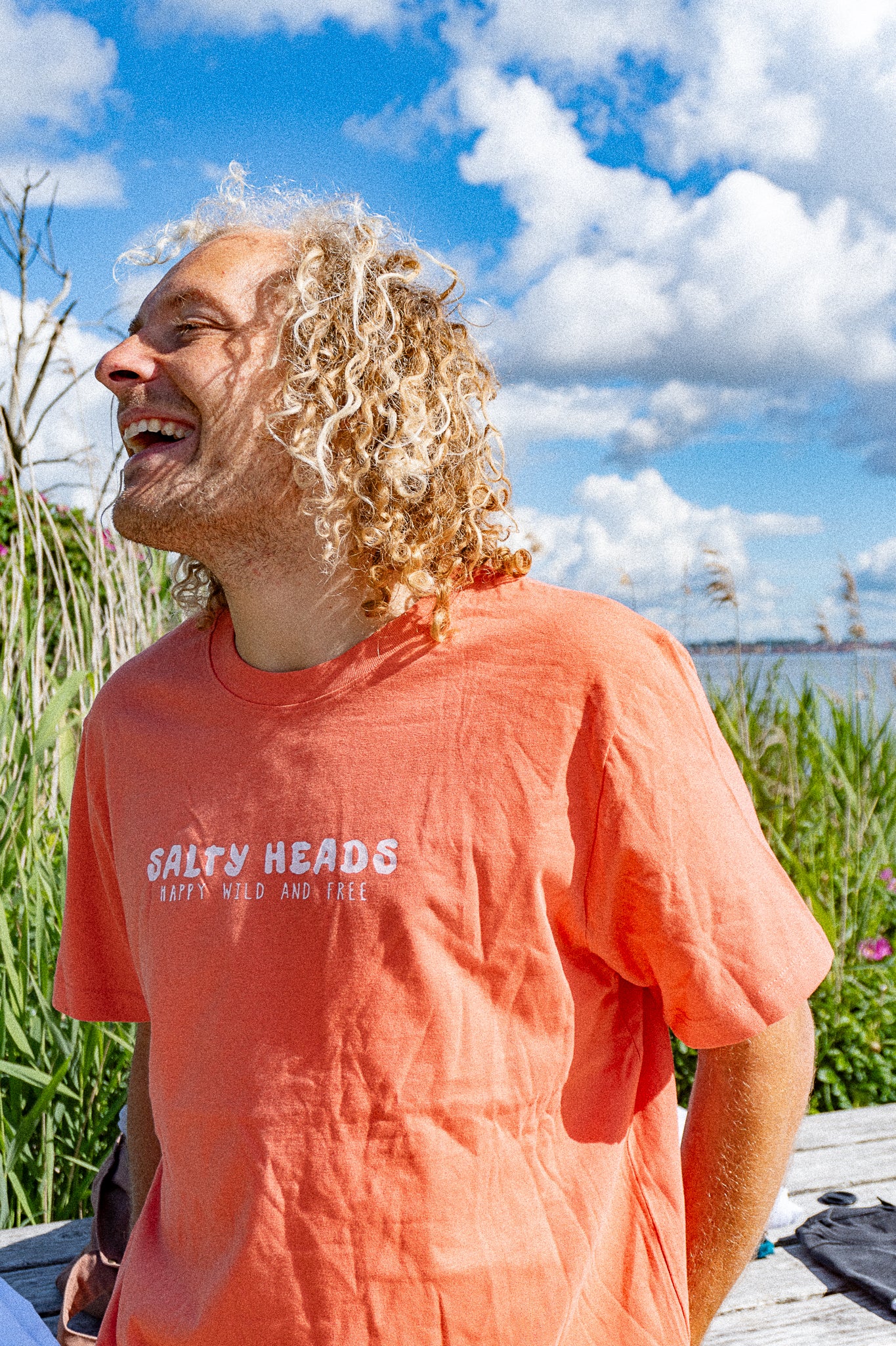 HAPPY WILD AND FREE // Heavy Shirt "orange"