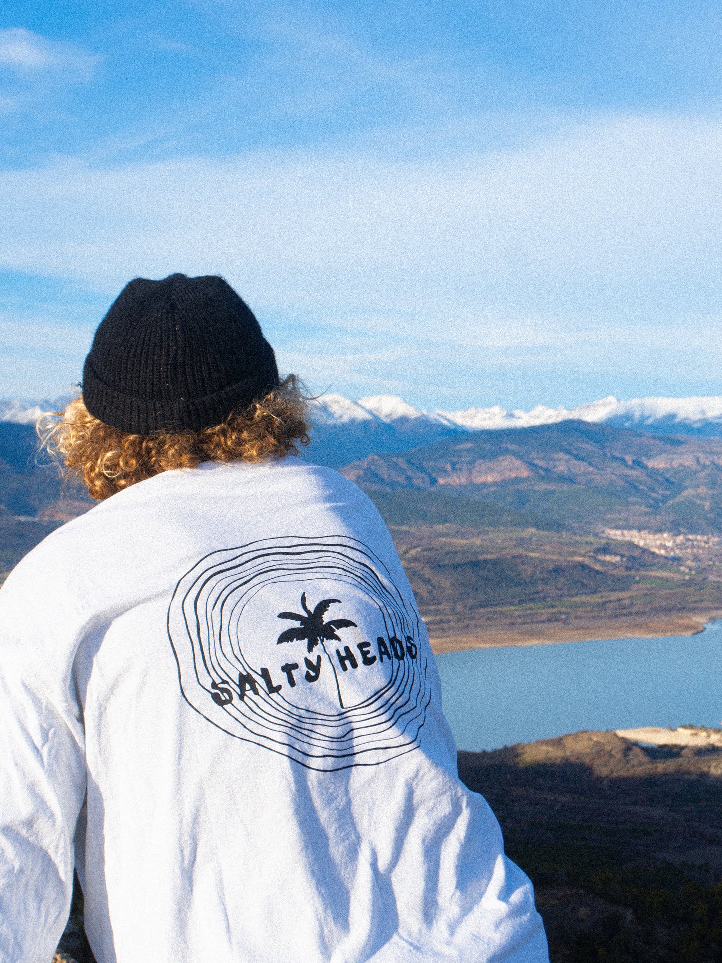 Happy wild and free // Longsleeve black&white