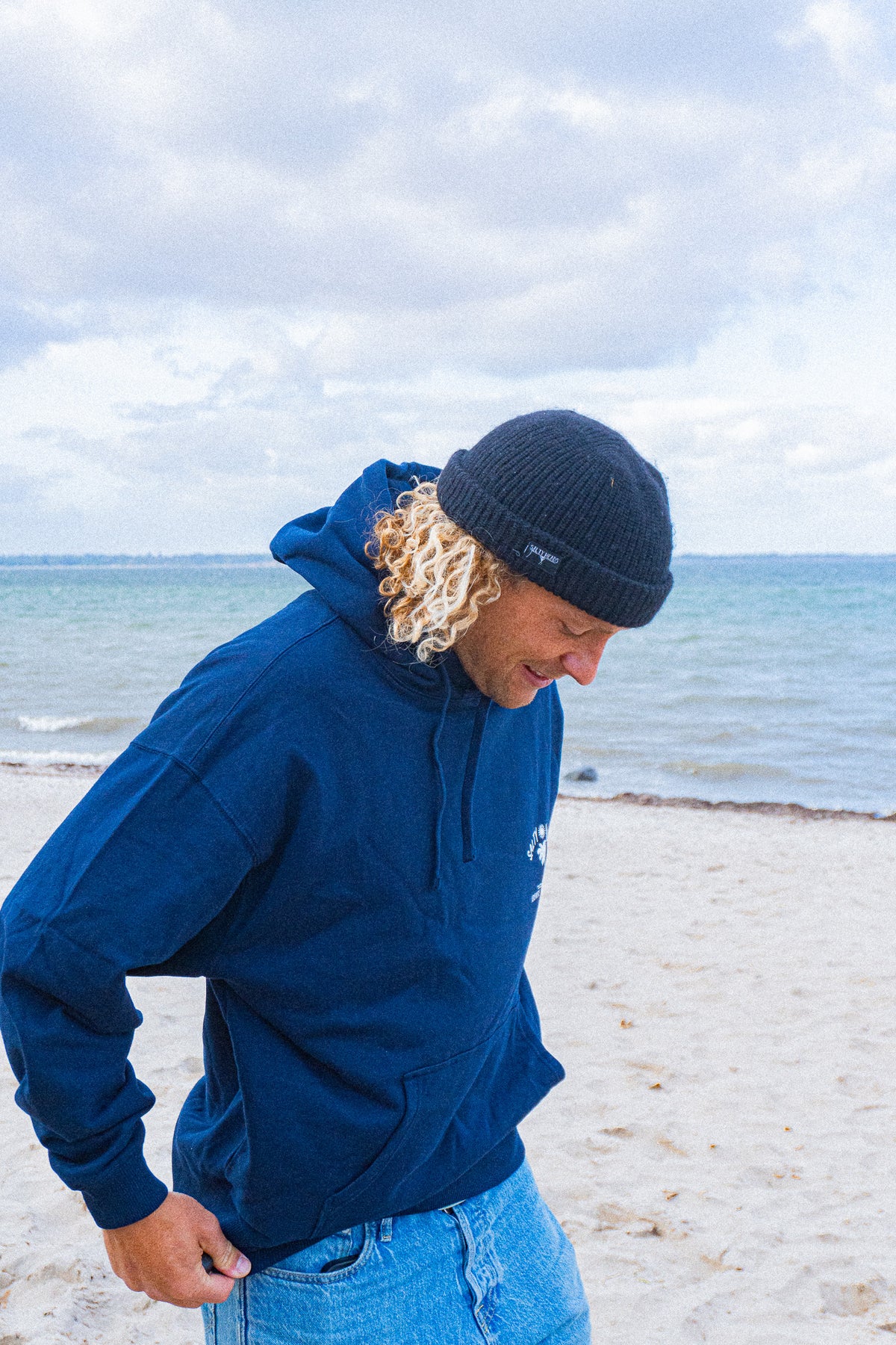 HAPPY WILD AND FREE // Hoodie "blau"