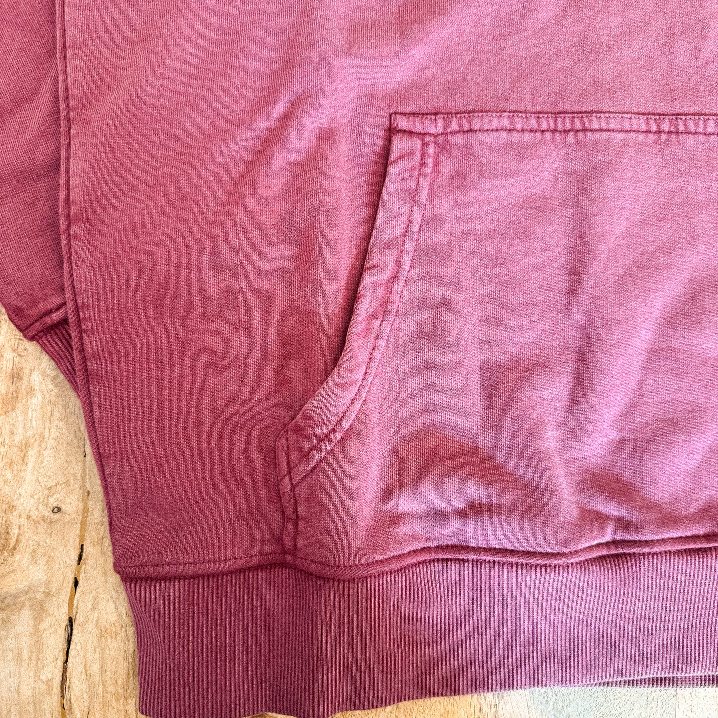 Surf and Sail //  Hoodie "washed red"