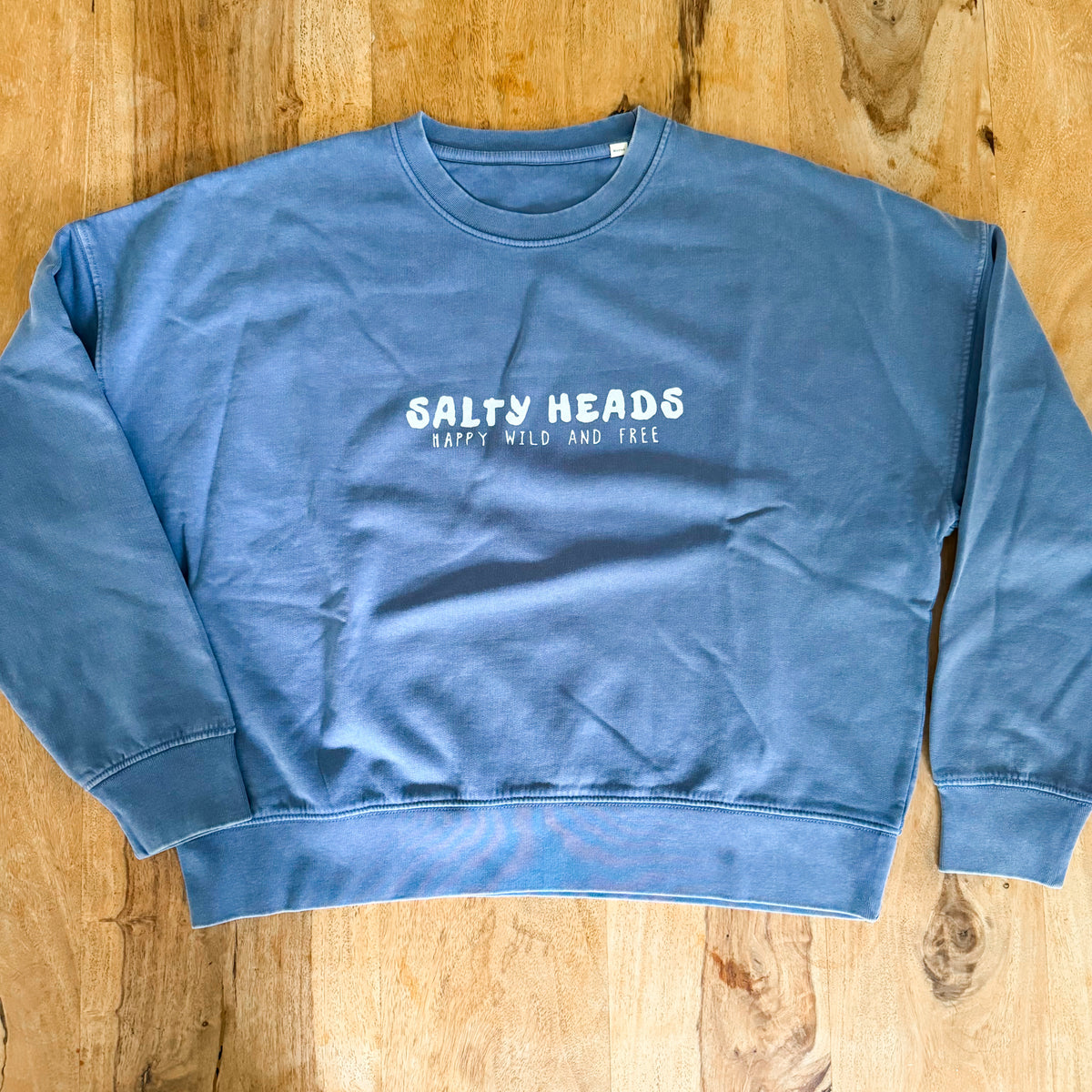 HAPPY WILD AND FREE// Sweater "washed denim blue"