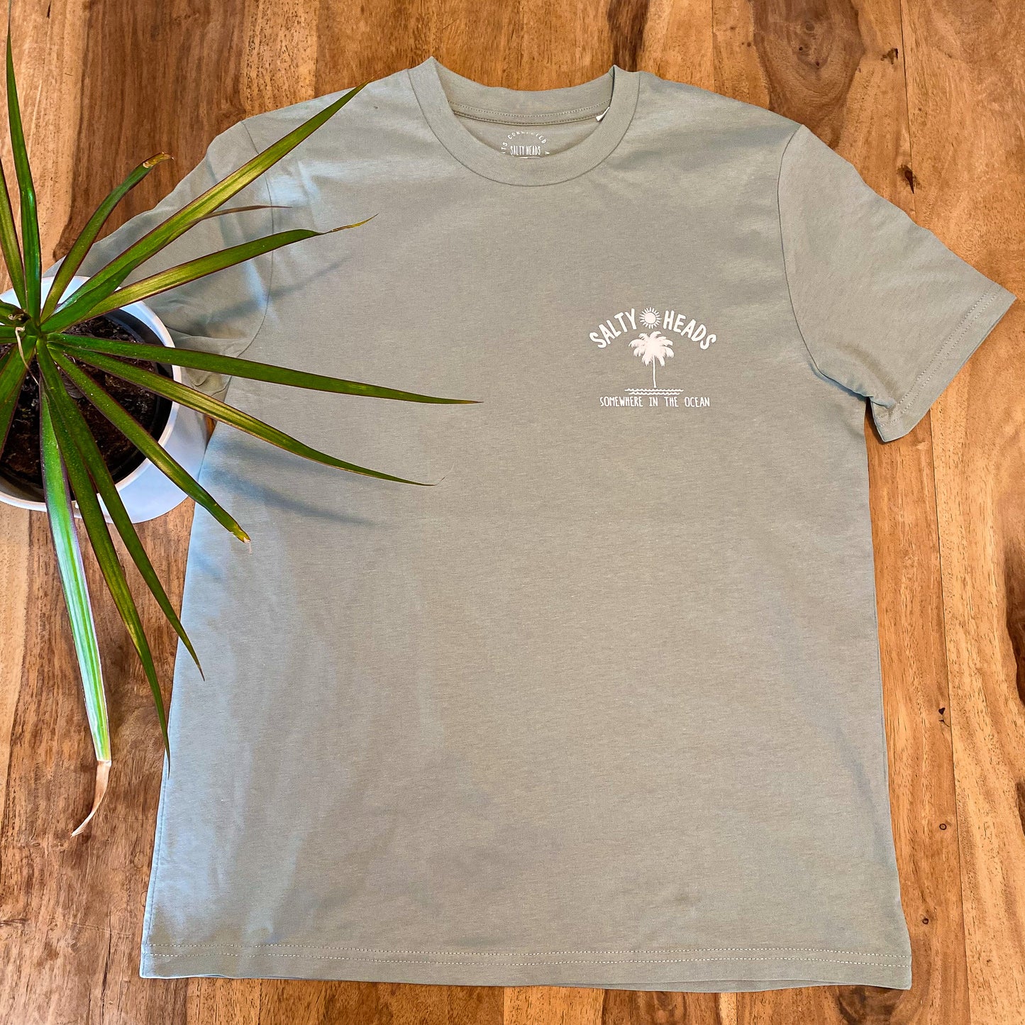 OCEAN // Classic T-Shirt "mint"