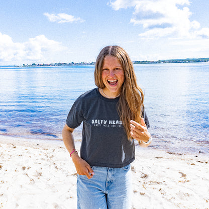 Happy wild and free// Crop Top "verwaschenes schwarz"