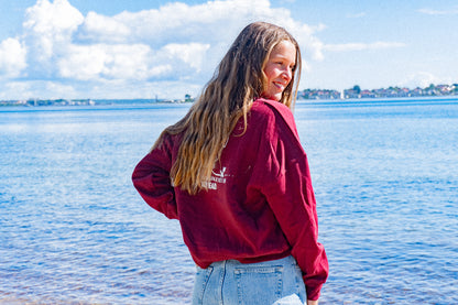 THE BEST SURFER IS THE ONE HAVING THE MOST FUN// Sweater "rot"