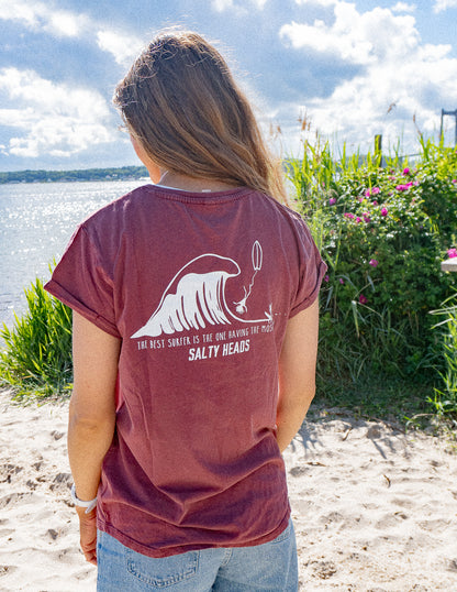 THE BEST SURFER IS THE ONE HAVING THE MOST FUN// washed Shirt (w) "rot"