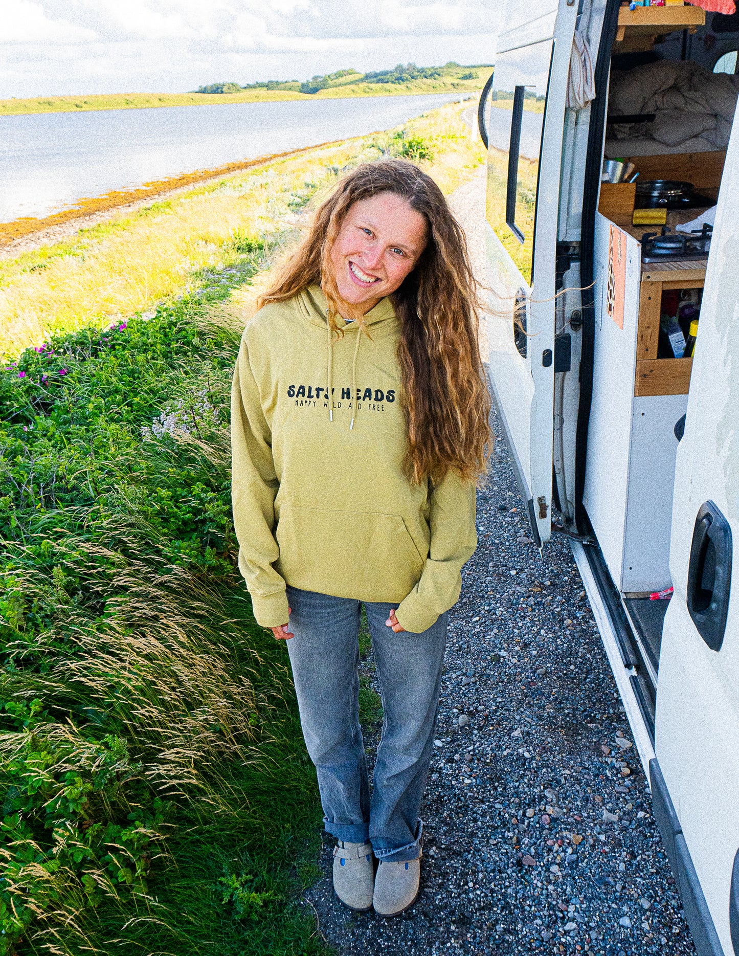 Happy wild and free // Hoodie „olive“