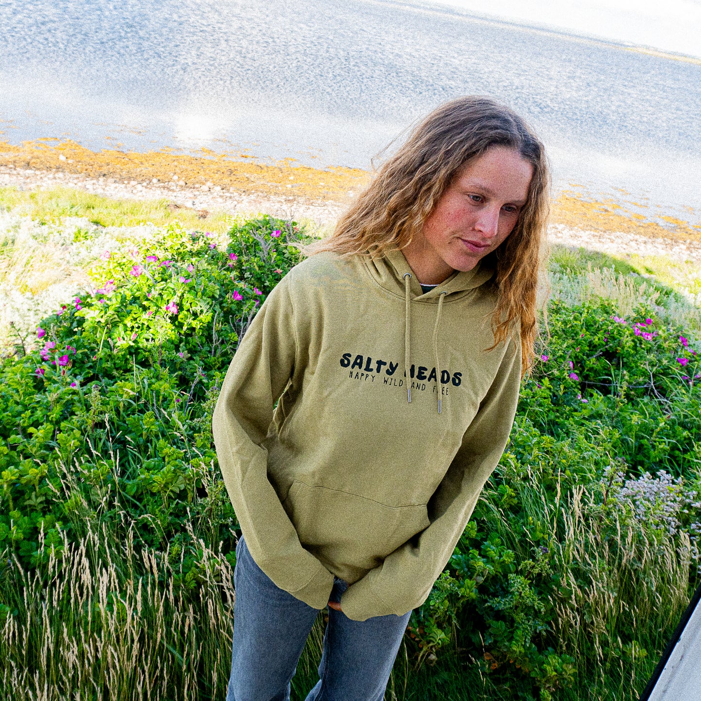 Happy wild and free // Hoodie „olive“
