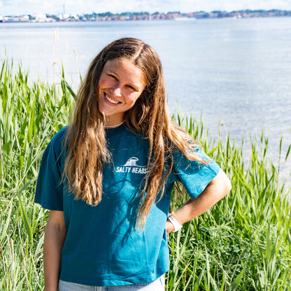 The best surfer is the one having the most fun // Shirt "petrol"