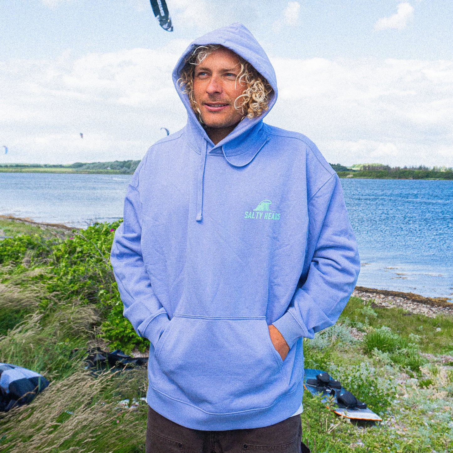 THE BEST SURFER IS THE ONE HAVING THE MOST FUN // Hoodie "VIOLETT, MINT"