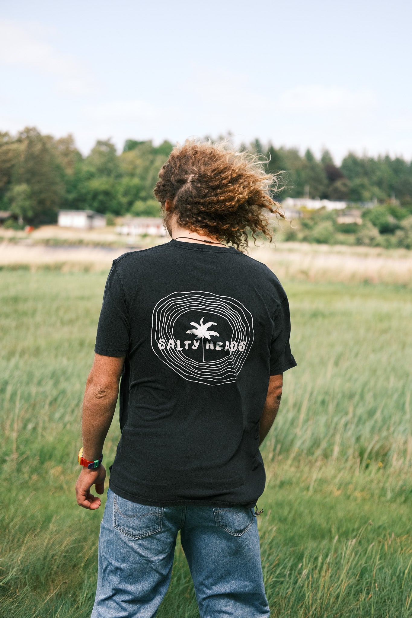 Happy wild and free // Washed Black