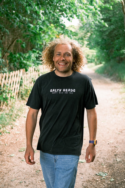 Happy wild and free // Washed Black